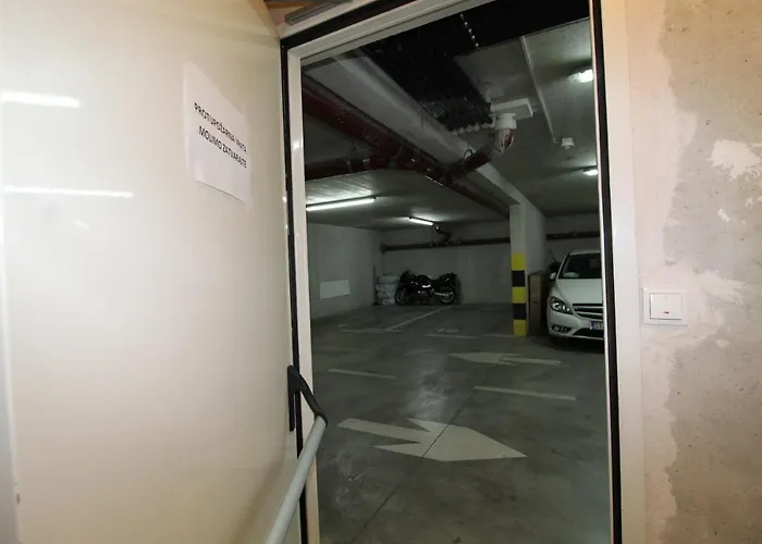 Macadamia With Garage Parking Apartman