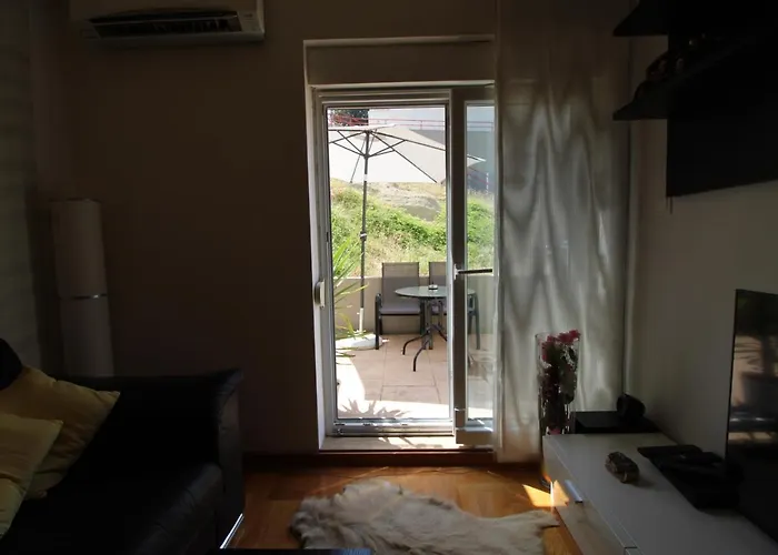 Apartman Macadamia With Garage Parking Split