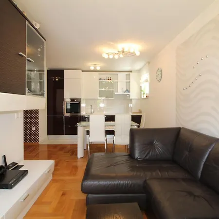 Apartmán Macadamia With Garage Parking *
